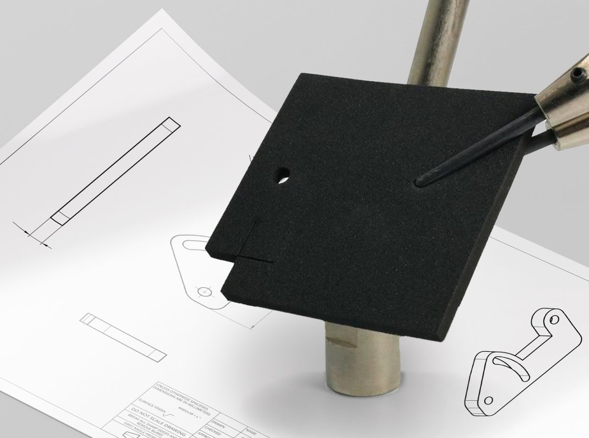 Lasergesneden proefstuk uit celrubber neopreen zwart 4 mm