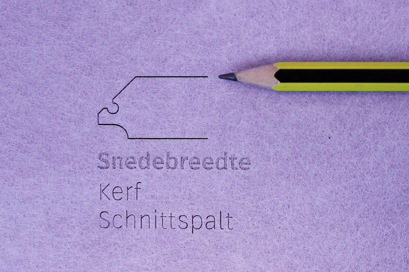 Detail van de snedebreedte (kerf) in lasergesneden PET-vilt