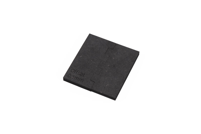 Vingerverbinding met 0,1 mm offset lasergesneden uit zwart MDF